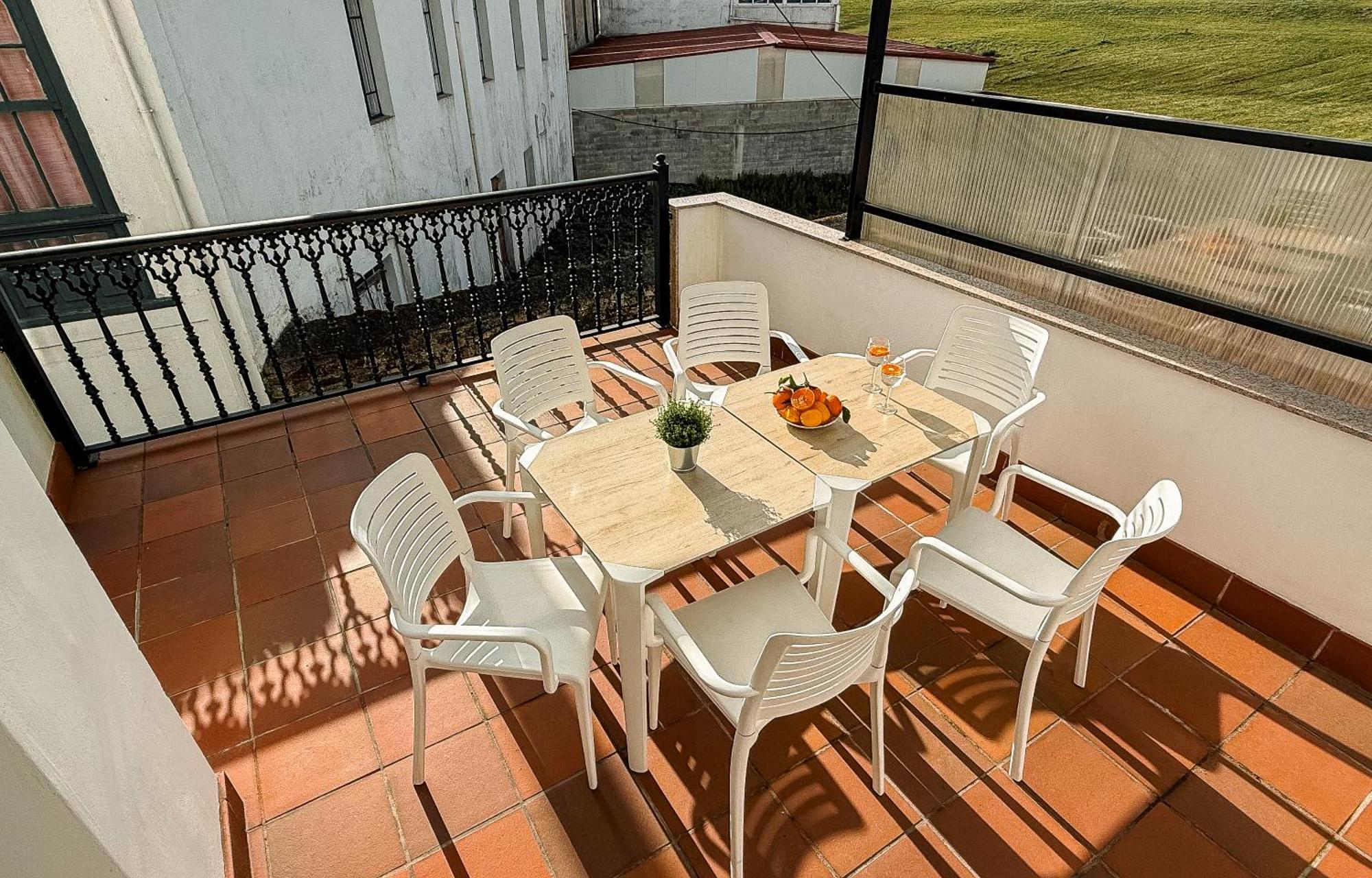 Bright Apartment Lecer 5 Porta Exterior foto